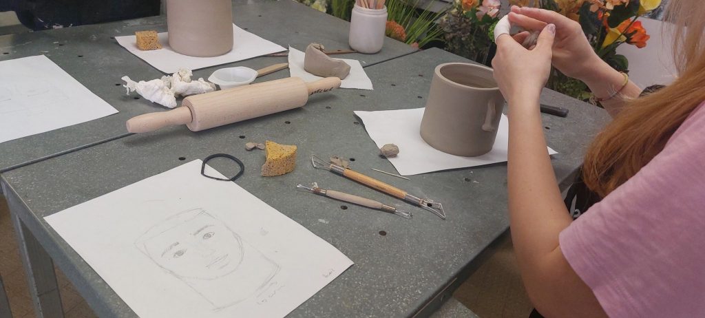 Séance de poterie